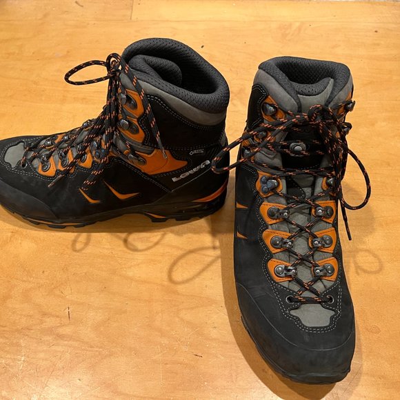 Lowa Camino Evo GTX - worn once - Picture 2 of 10